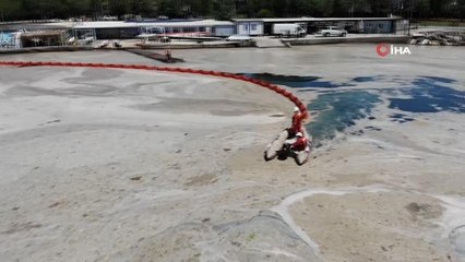 Caddebostan Sahili'nde müsilaj temizliği