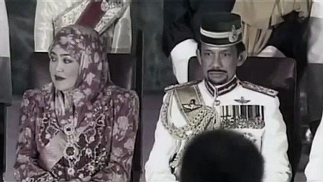 สารคดีเฉลิมพระเกียรติ ในหลวง ร.๙ (2559) - ตอนที่ 6 ทั่วโลกแซ่ซ้องสรรเสริญ