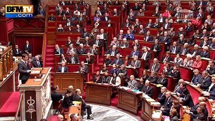 Valls dénonce devant l'Assemblée nationale Dieudonné, "prédicateur de la haine" (BFMTV)