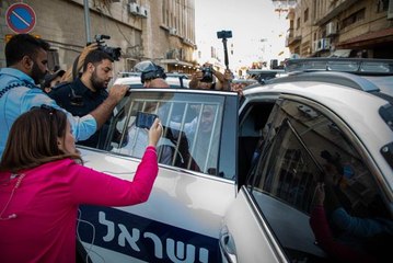 İsrail polisinden Kudüs'te Filistinlilere saldırı: 10 yaralı