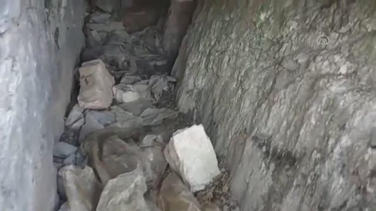 Son dakika haber | Pençe-Yıldırım Operasyonu'nda terör örgütü PKK'ya ait çok sayıda silah ve mühimmat ele geçirildi