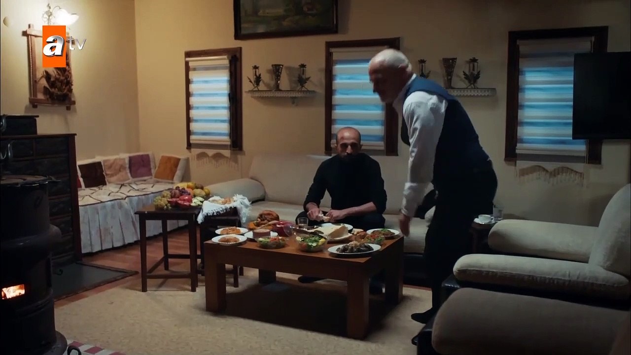 اخبرهم ايها البحر الأسود الموسم  2 الحلقة 12 القسم 1 مترجم للعربية