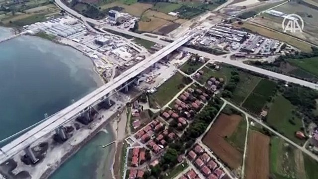 Çanakkale Boğazı köprü çalışmaları nedeniyle transit gemi geçişlerine tek yönlü kapatıldı