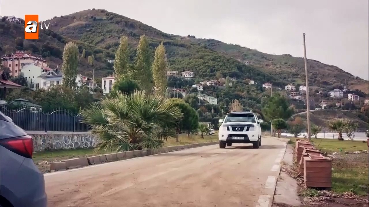 اخبرهم ايها البحر الأسود الموسم  2 الحلقة 11 القسم 1 مترجم للعربية