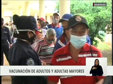 Continúa la vacunación de adultos y adultas mayores convocados por el sistema patria