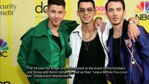 Host Nick Jonas Gets Support from Wife Priyanka Chopra at Billboard Music Awards