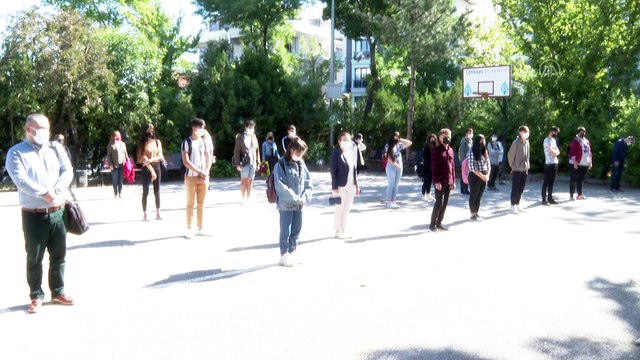 ANKARA - Ortaokul ve liselerde haftada iki gün yüz yüze eğitime geçildi