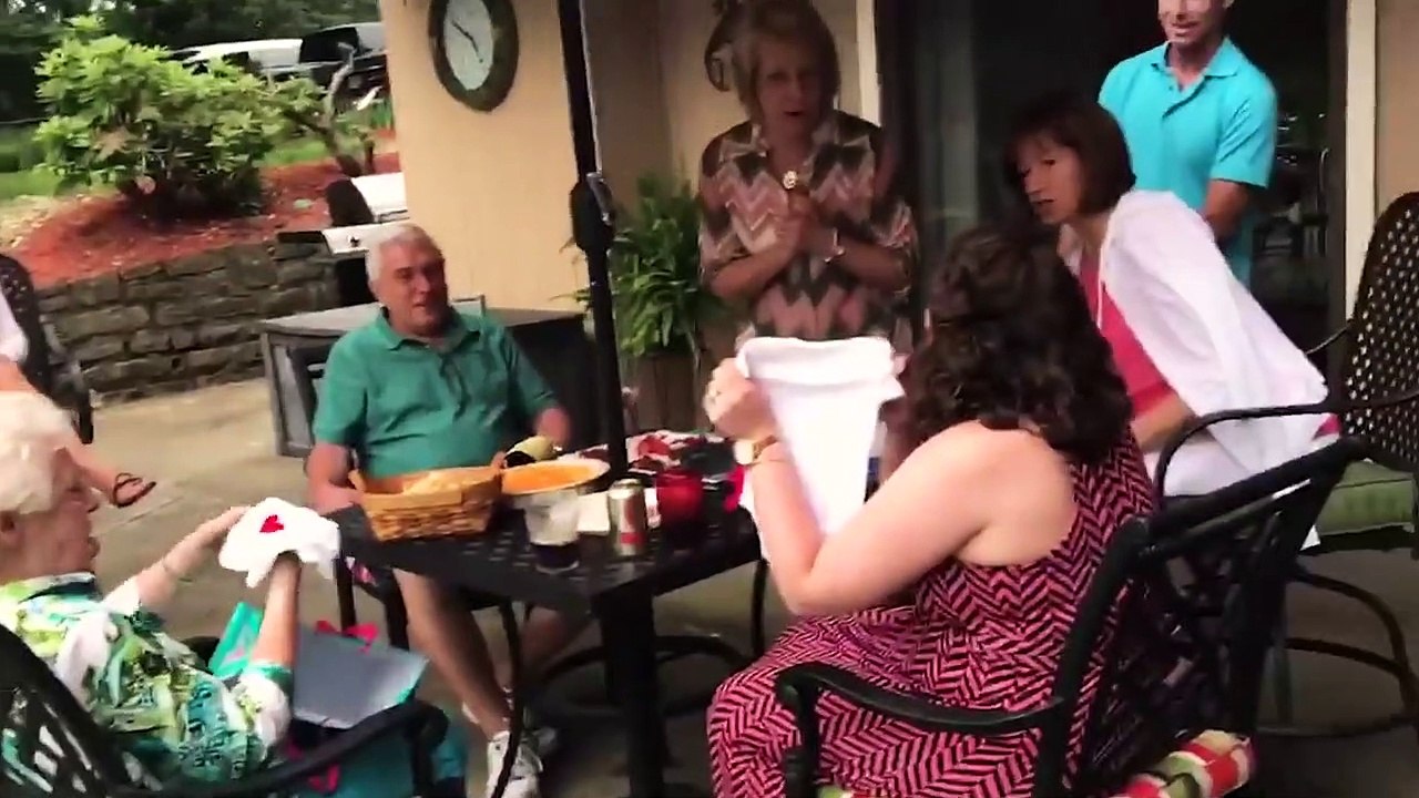 56 Awesome Ways To Tell Everyone "We'Re Pregnant!"