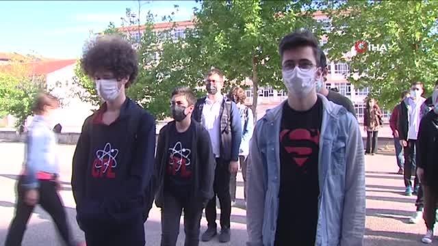 Ortaokul ve liseler yüz yüze eğitime başladı