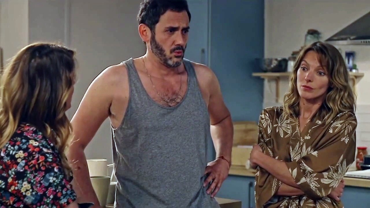 Plus belle la vie : [Indiscrétion] - Estelle & Francesco règlent leurs comptes devant Luna