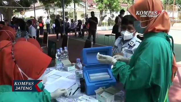 Klaster Lapas Tembus 222 Orang, Petugas Divaksinasi