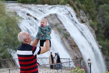 TORTUM ŞELALESİ'NDE TUVALET AZ, SORUNU ÇOK
