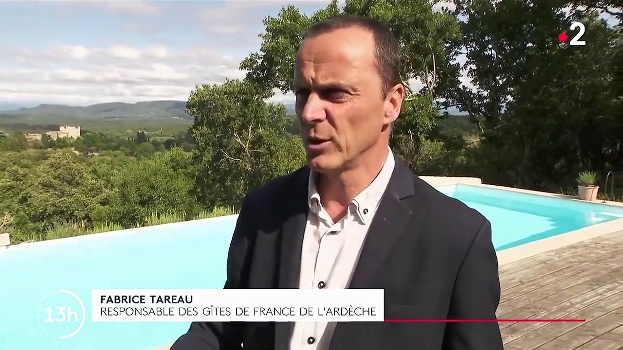 Vacances : recherche maison à louer avec piscine