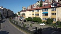 Trabzon’da okul bahçesinde bıçaklanan kadın hayatını kaybetti