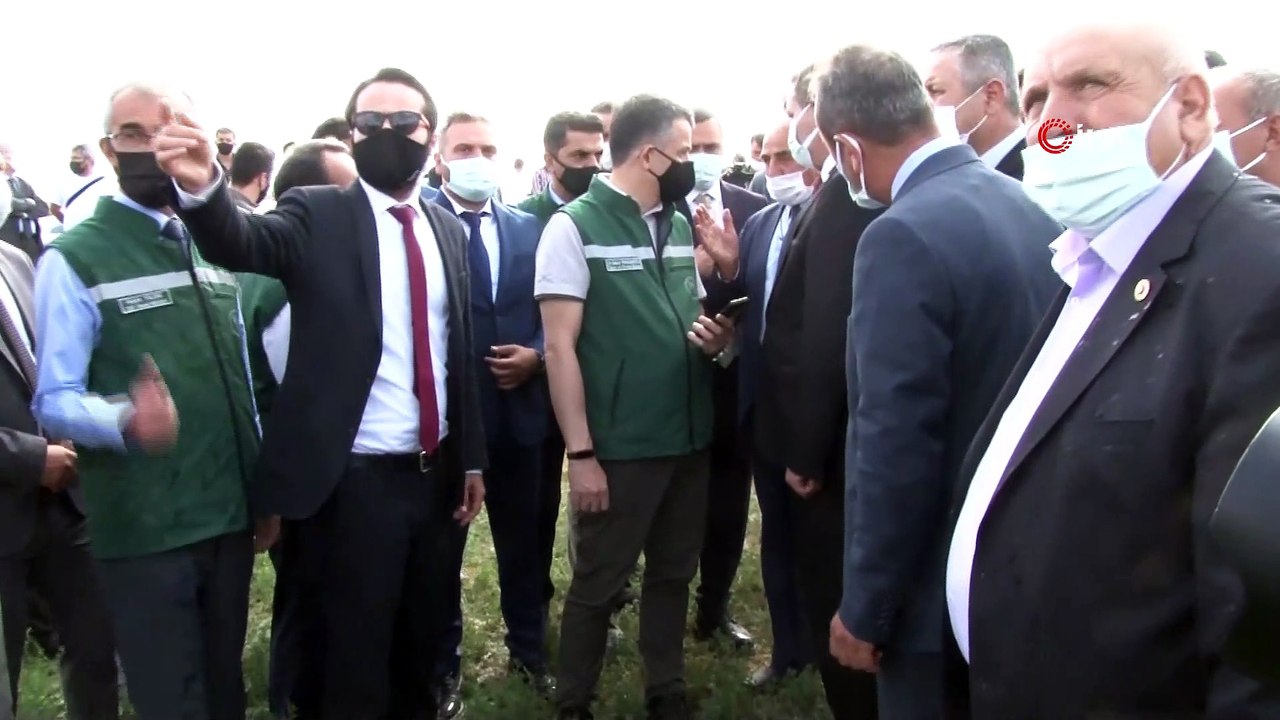 Bakan Pakdemirli son teknoloji akıllı sulama sistemini tanıttı