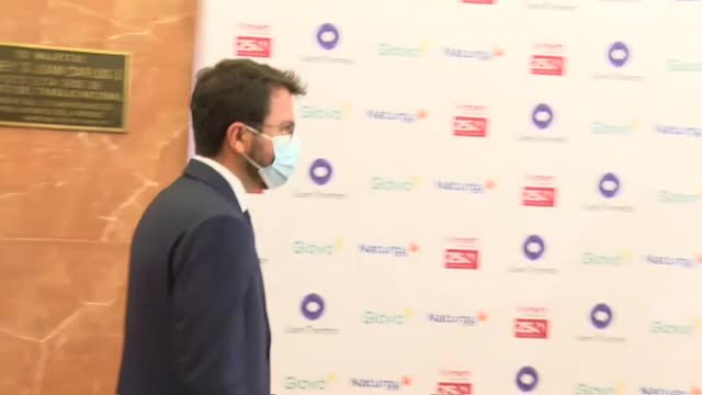 Sánchez y Aragonès escenifican su voluntad de iniciar una nueva etapa política