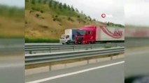 Ters şeritteki son sürat seyahat kamerada