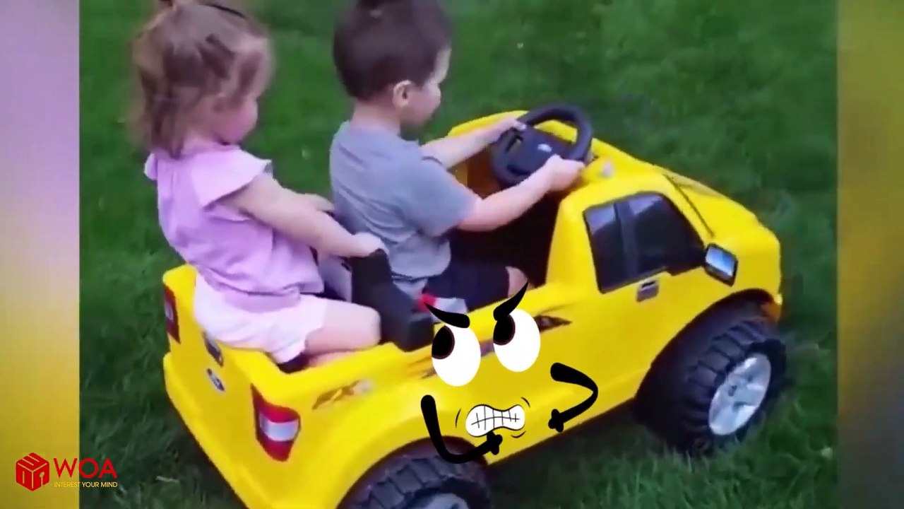 Funny People Fails 2021 - Try Not To Laugh Challenge _ Doodles TV ( 1080 X 1920 )