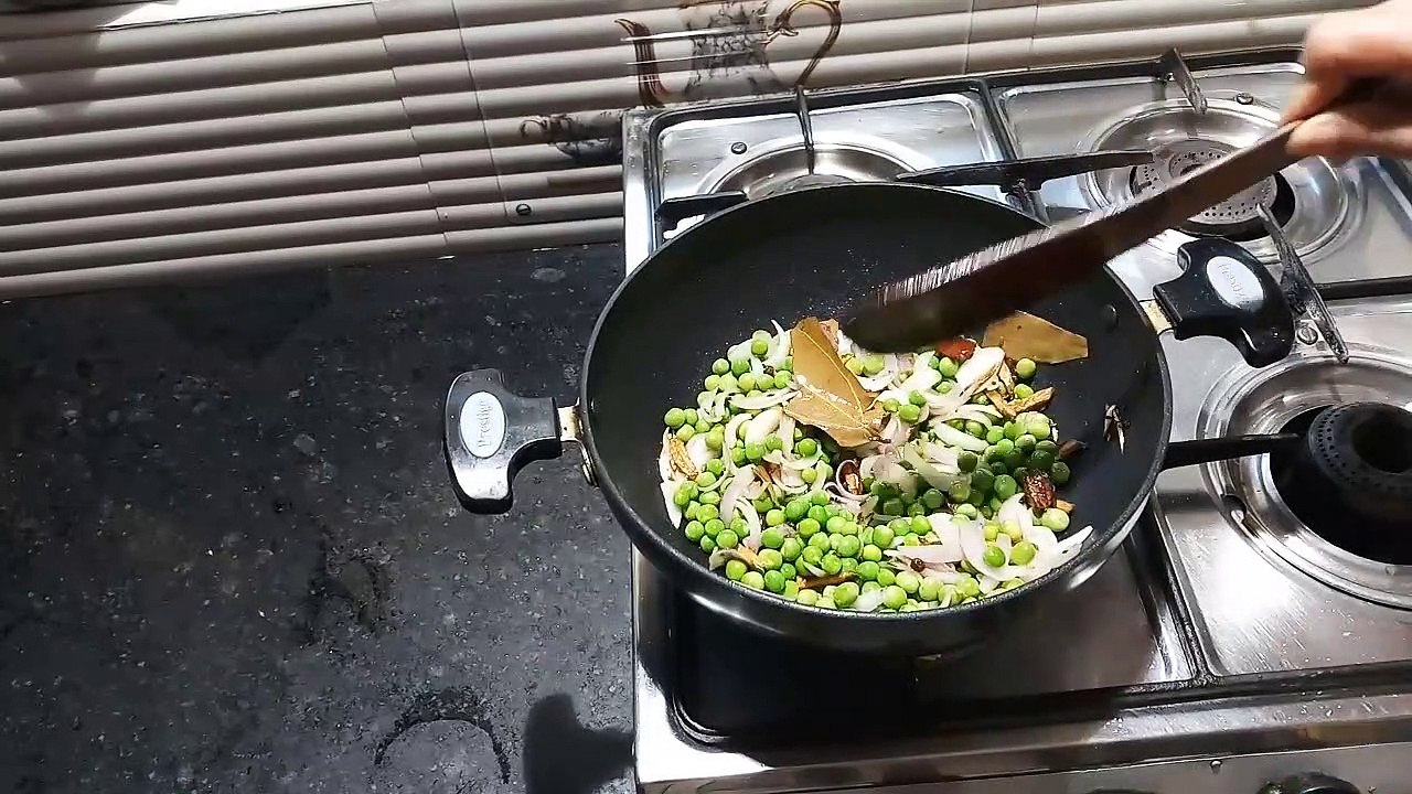 Apple Cinnamon Pie | Apple Pie Pockets | Apple Turnovers