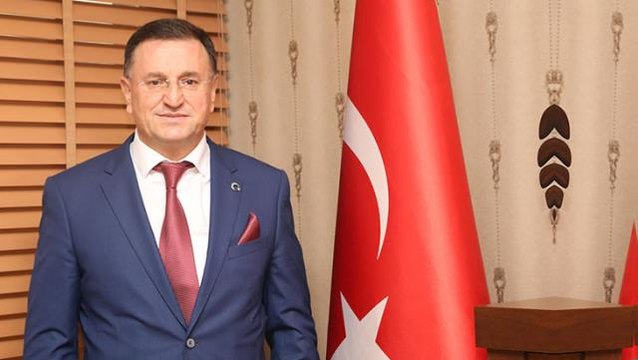 CHP'li büyükşehir belediye başkanından canlı yayında çok konuşulacak sözler: Yetişmiş CHP'li varsa işe alayım