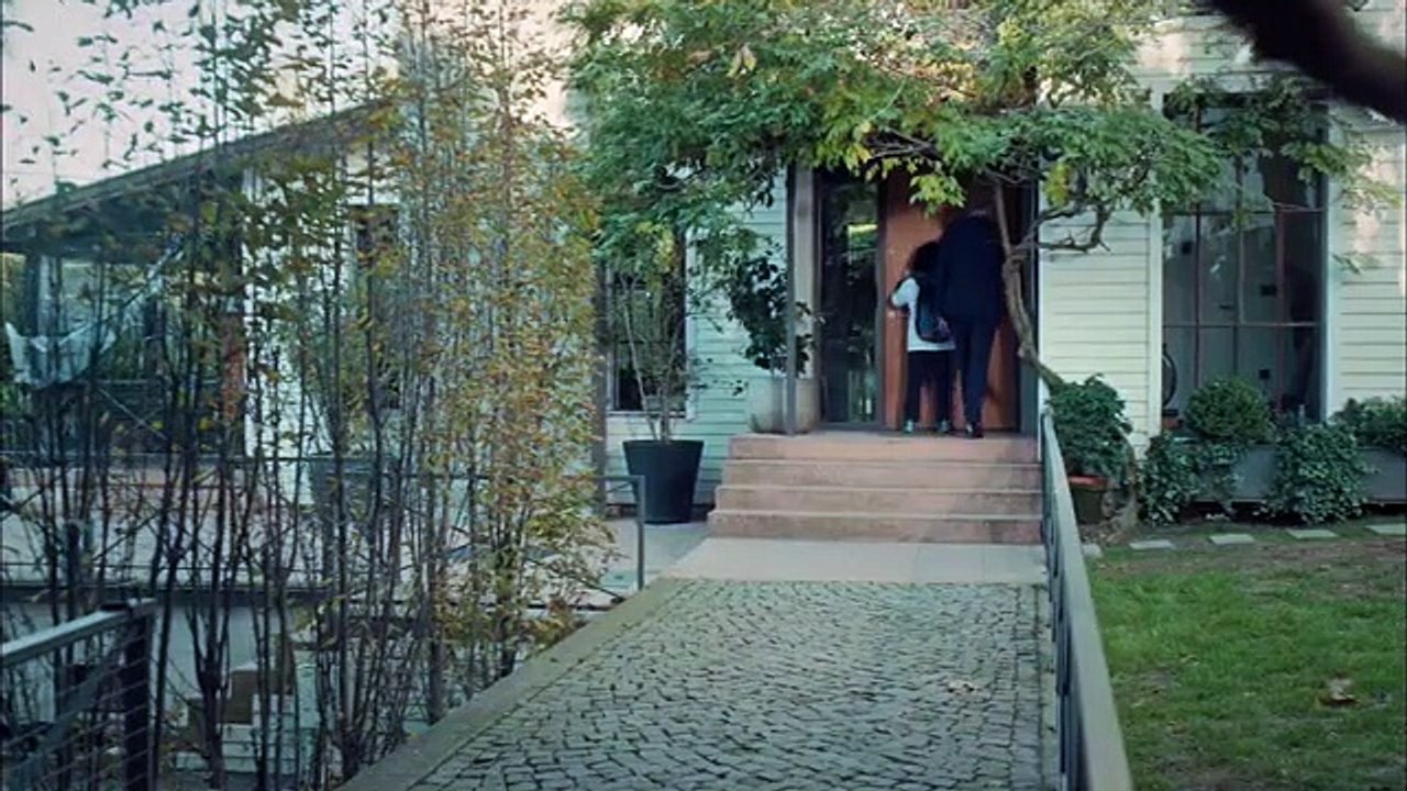 HD مسلسل عروس إسطنبول الموسم الثاني الحلقة 11 م...