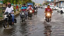 Heavy rain lashes Mumbai, waterlogging in several areas