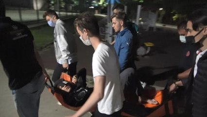 LÖSEMİ HASTASI GENÇ PARKTA BIÇAKLANDI