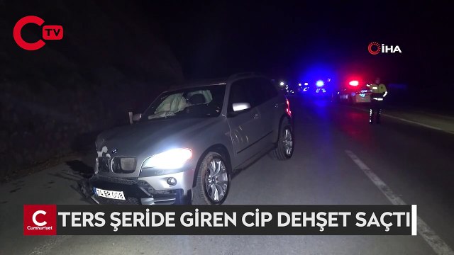 Ters şeride giren cip, jandarma aracıyla çarpıştı: 2'si asker 4 yaralı