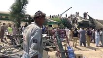 ارتفاع حصيلة حادث القطار في باكستان الى 63 قتيلا