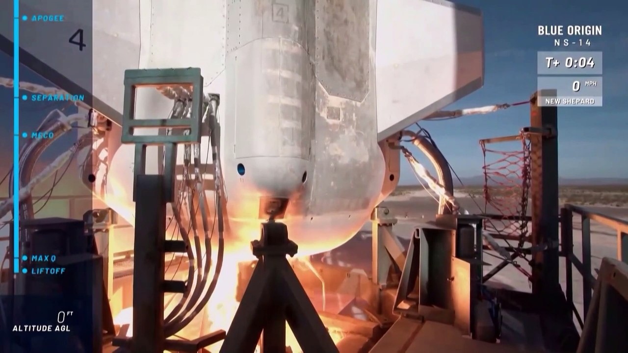 Jeff Bezos en primer viaje de turismo espacial de Blue Origin en julio