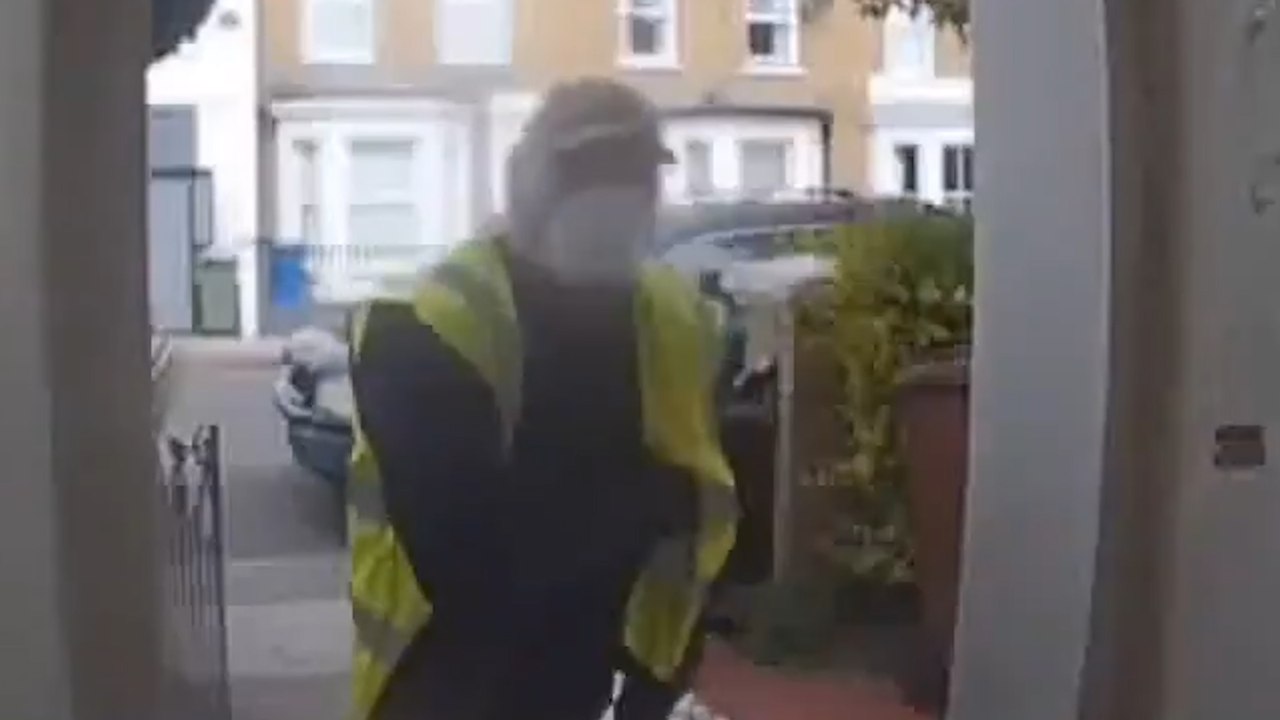 Man dressed as Amazon delivery driver points shotgun at homeowner