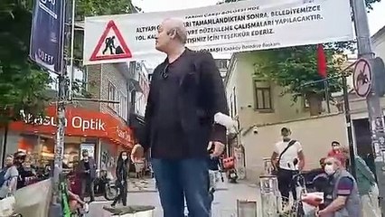 Levent Üzümcü'den Kalkeodon Meydanı'nda performans: Devlet Anayasa'nın 64'üncü maddesini uygulamıyor