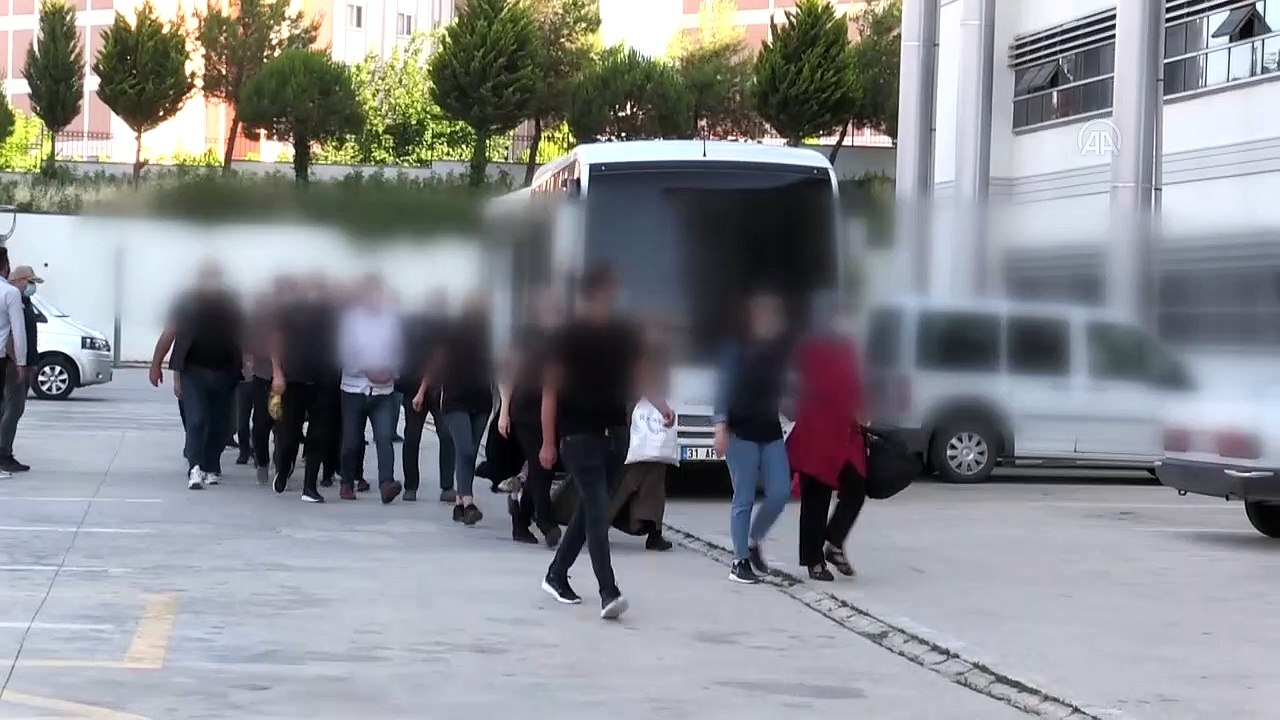HATAY - FETÖ operasyonunda yakalanan 16 zanlıdan 3'ü tutuklandı
