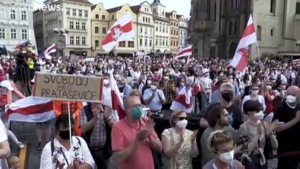 Prágai tüntetésen mondott beszédet a belarusz ellenzéki vezető