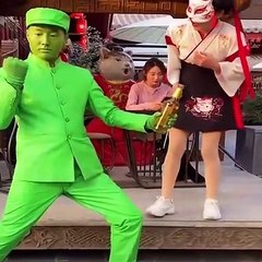 Lucu ngakak bikin ketawa lah pokoknya