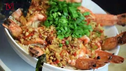 A Harmful Algal Bloom is Being Fueled by Seafood Lovers