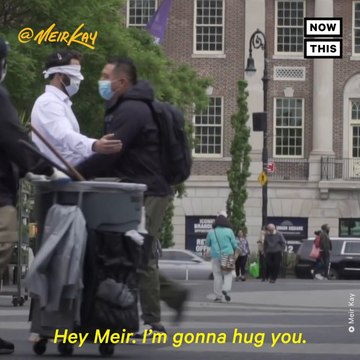 Jewish Man Gives Out 'Free Hugs' While Blindfolded in NYC
