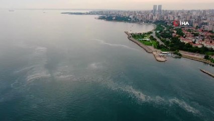 Sahilden adalara uzanan müsilaj tabakası görüntülendi