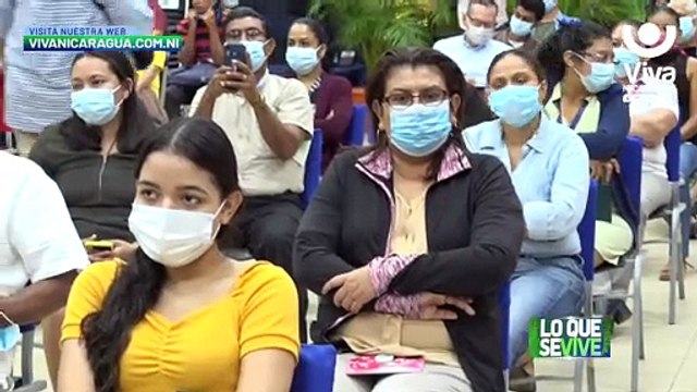 Periodista Ben Norton recibe título de visitante distinguido en la UNAN-Managua