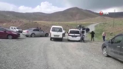 Kars'ta askeri araç devrildi: 1 asker şehit, 3 sivil hayatını kaybetti