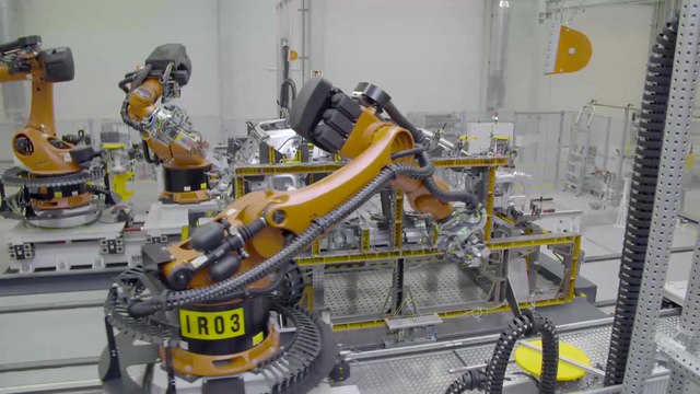 BMW iX - Development - Production body shop