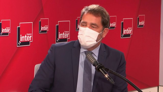 J'ai un double sentiment sur (...) le fait que cette gifle est adressée à la fonction et touche la nation toute entière, (...) et celui de ne pas surdimensionner l'incident (Christophe Castaner)