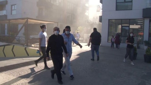 İstanbul’da sitede yangın: Vatandaşlar tahliye edildi