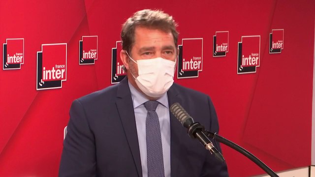 Propos de Jean-Luc Mélenchon : Laisser penser que tout cela serait organisé par une main puissante politique est moche (Christophe Castaner)