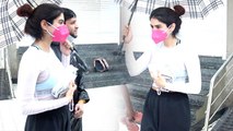 Janhvi Kapoor की बहन Khushi Kapoor ने जिम के बाहर फैंस संग खिचवाई फोटो; Watch video |FilmiBeat