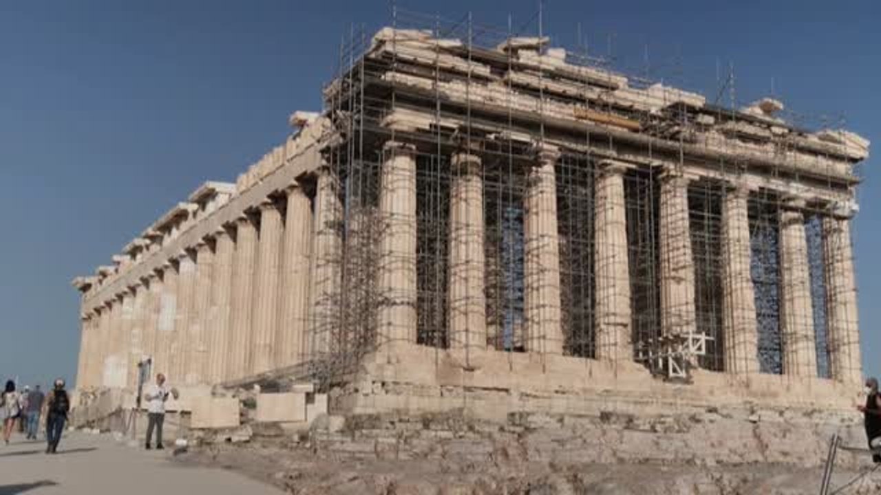 Una nueva vía de hormigón instalada en la Acrópolis de Atenias permite el acceso a personas con movilidad reducida
