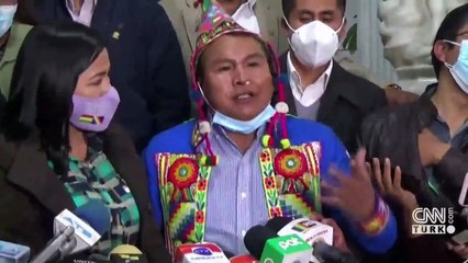 Bolivya meclisinde yumruklu kavga