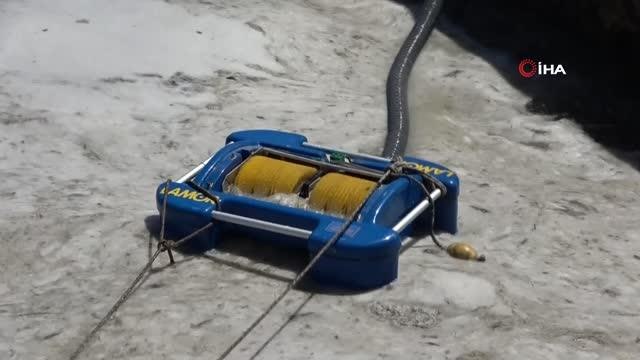 Çanakkale Boğazı'nda müsilaj temizliğine devam ediliyor