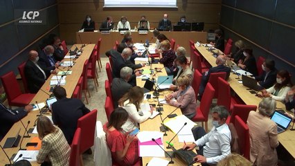 AAH : Stella Dupont présente la proposition du groupe La République en marche