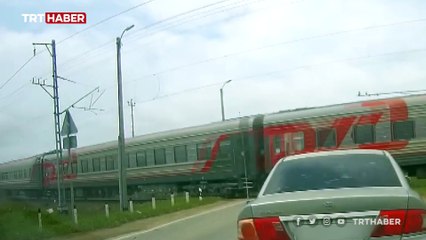 Rusya'da yaşanan iki feci kaza kamerada